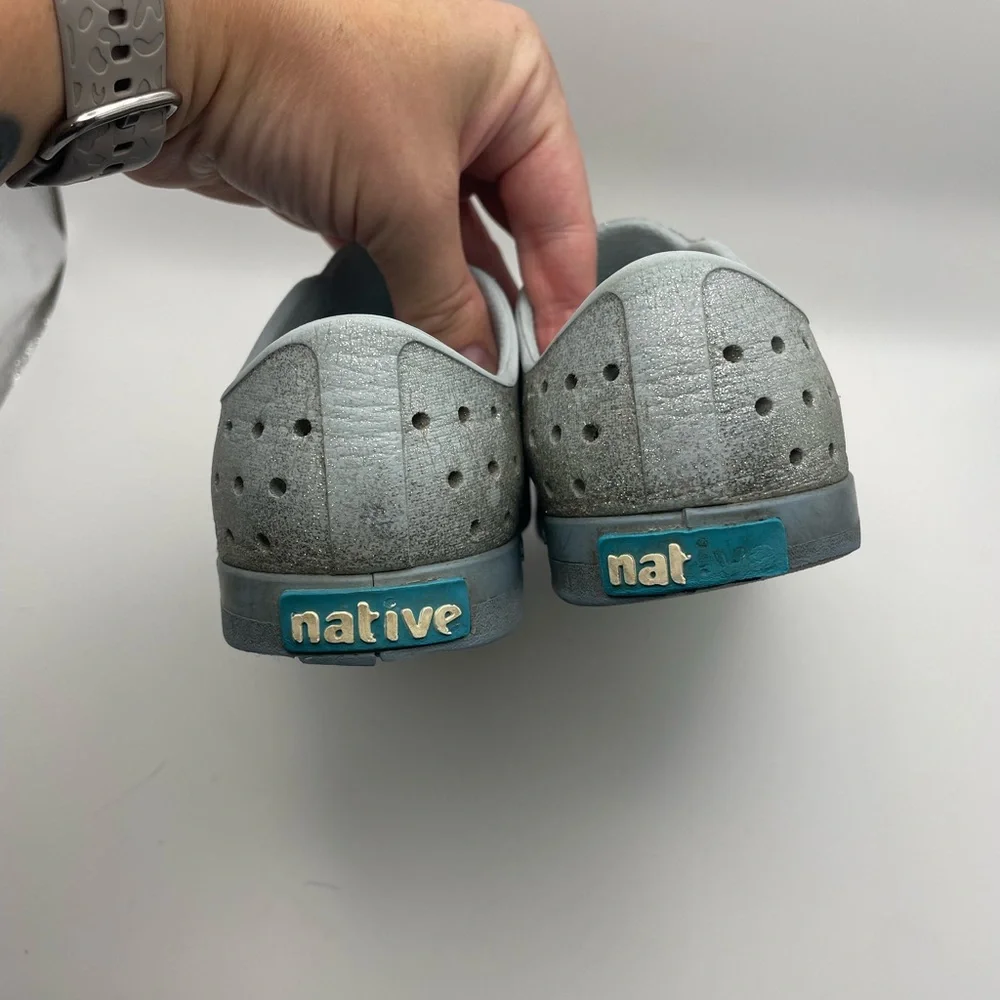 NATIVE‎ sparkle Gray Perforated Slip-On Shoes C13